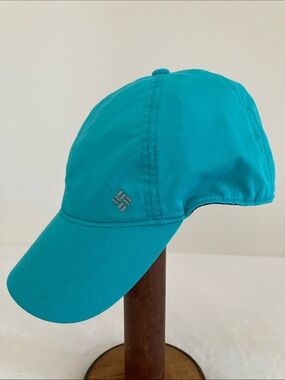 Columbia Omni-freeze turquoise baseball hat OS women